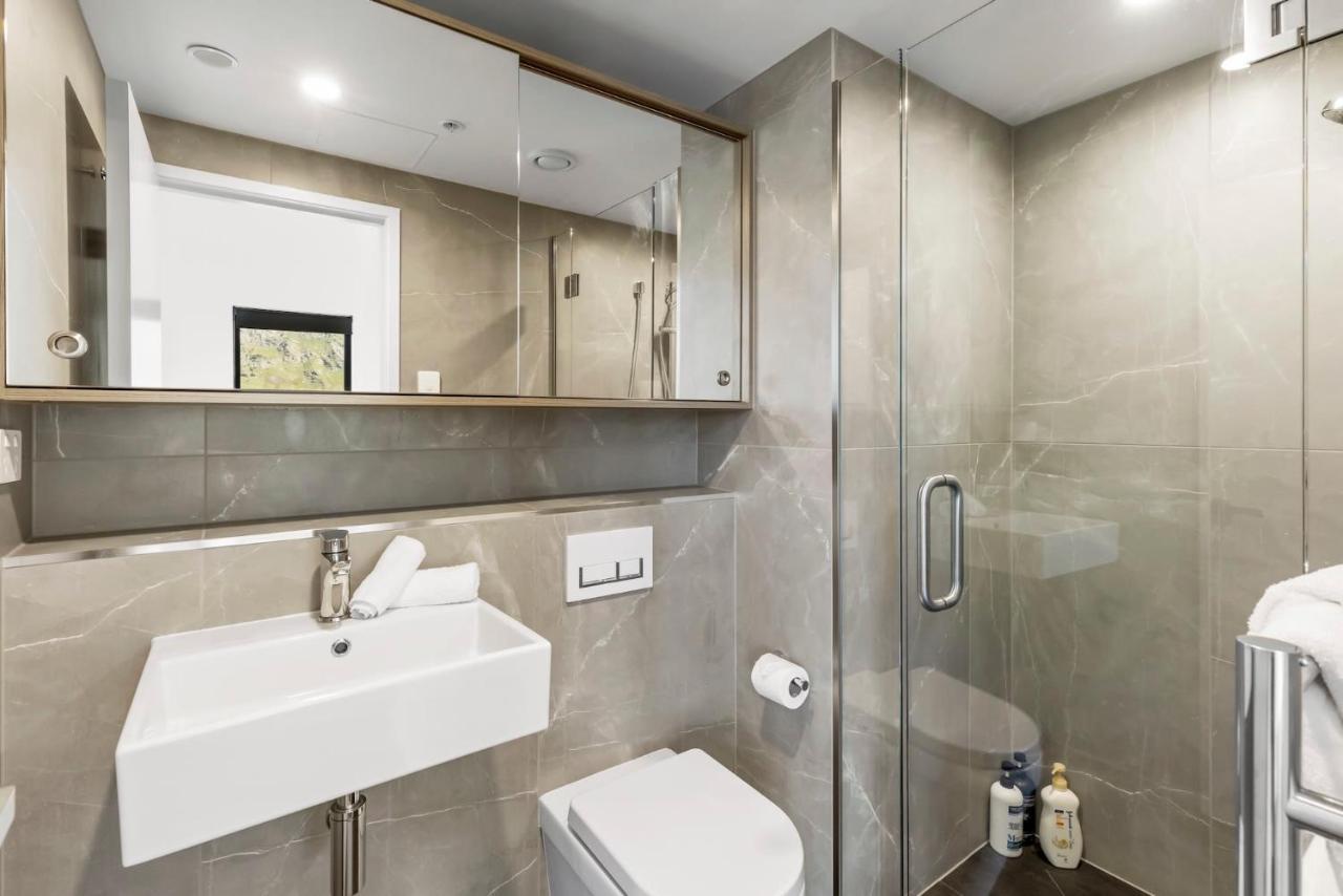 Riverview Penthouse - Apartment 19 Queenstown Bagian luar foto